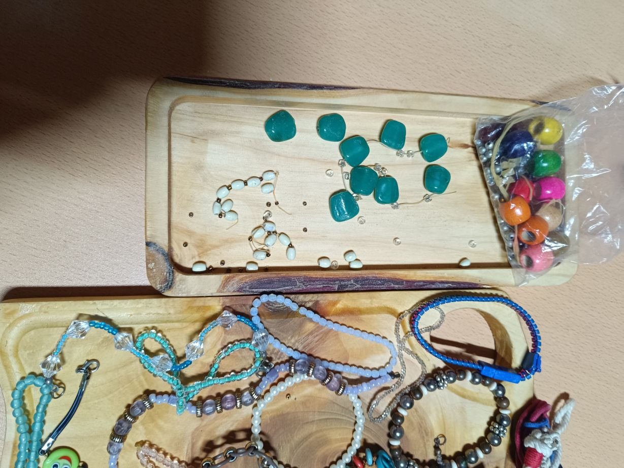 bileklik lotu 22  adet  