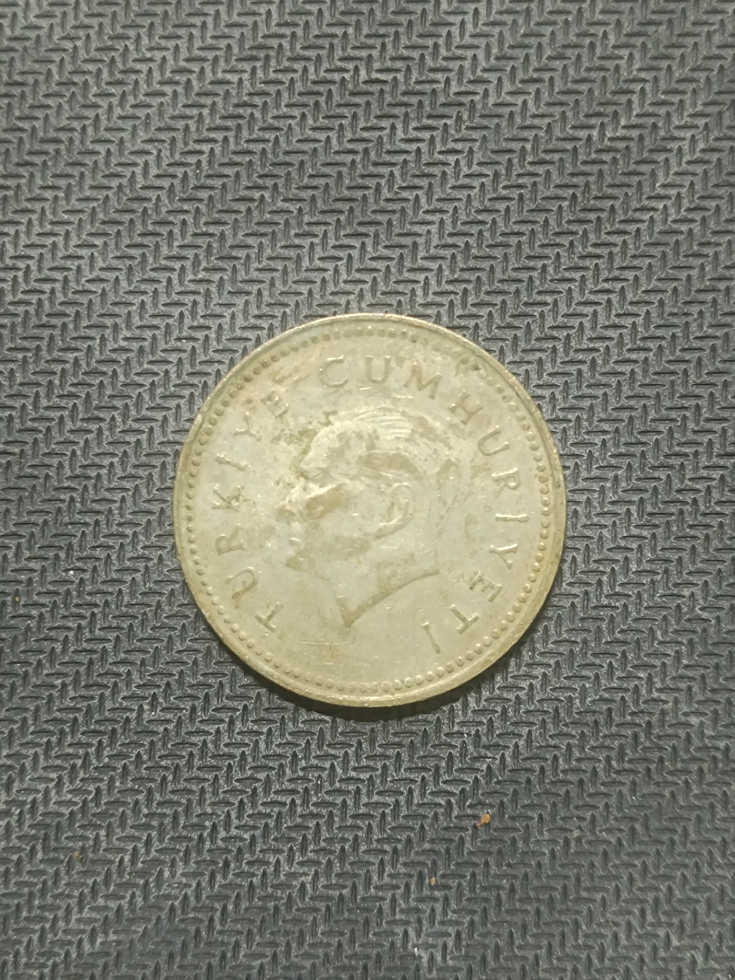 1992 5000 lira  metal para