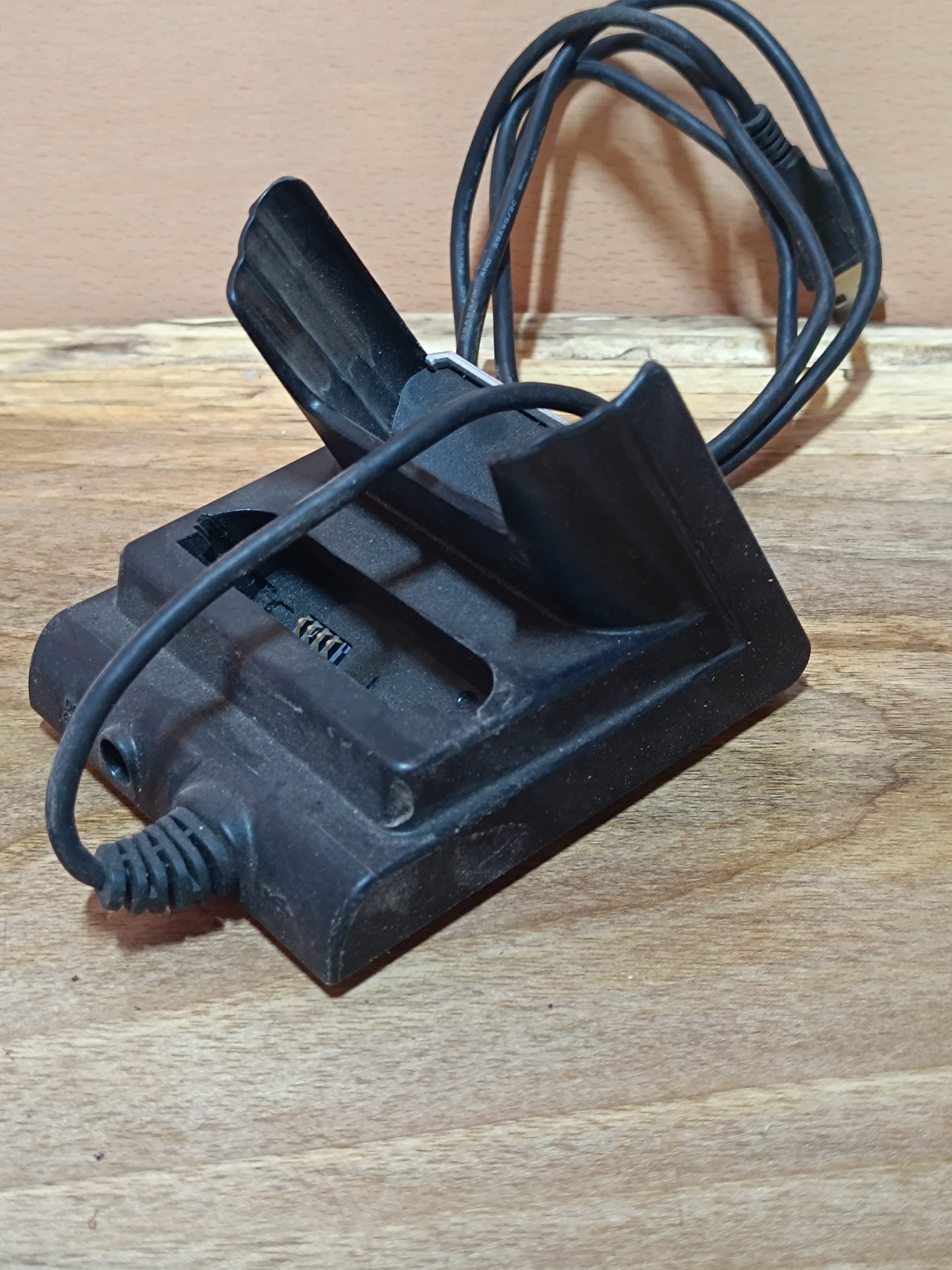 HP Invent iPaq Charging Dock 2adet