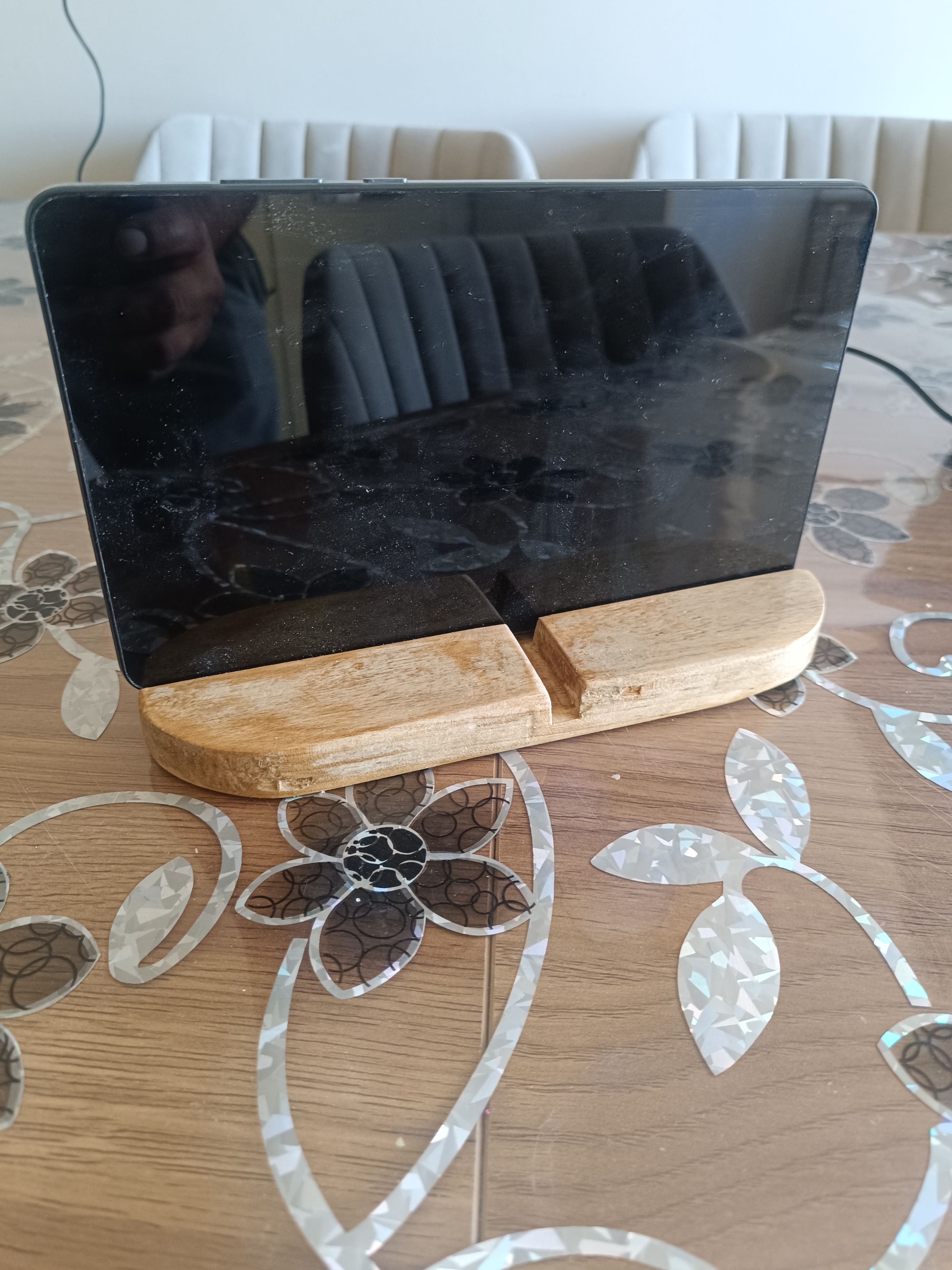 Ahşap Tablet & Telefon Tutu