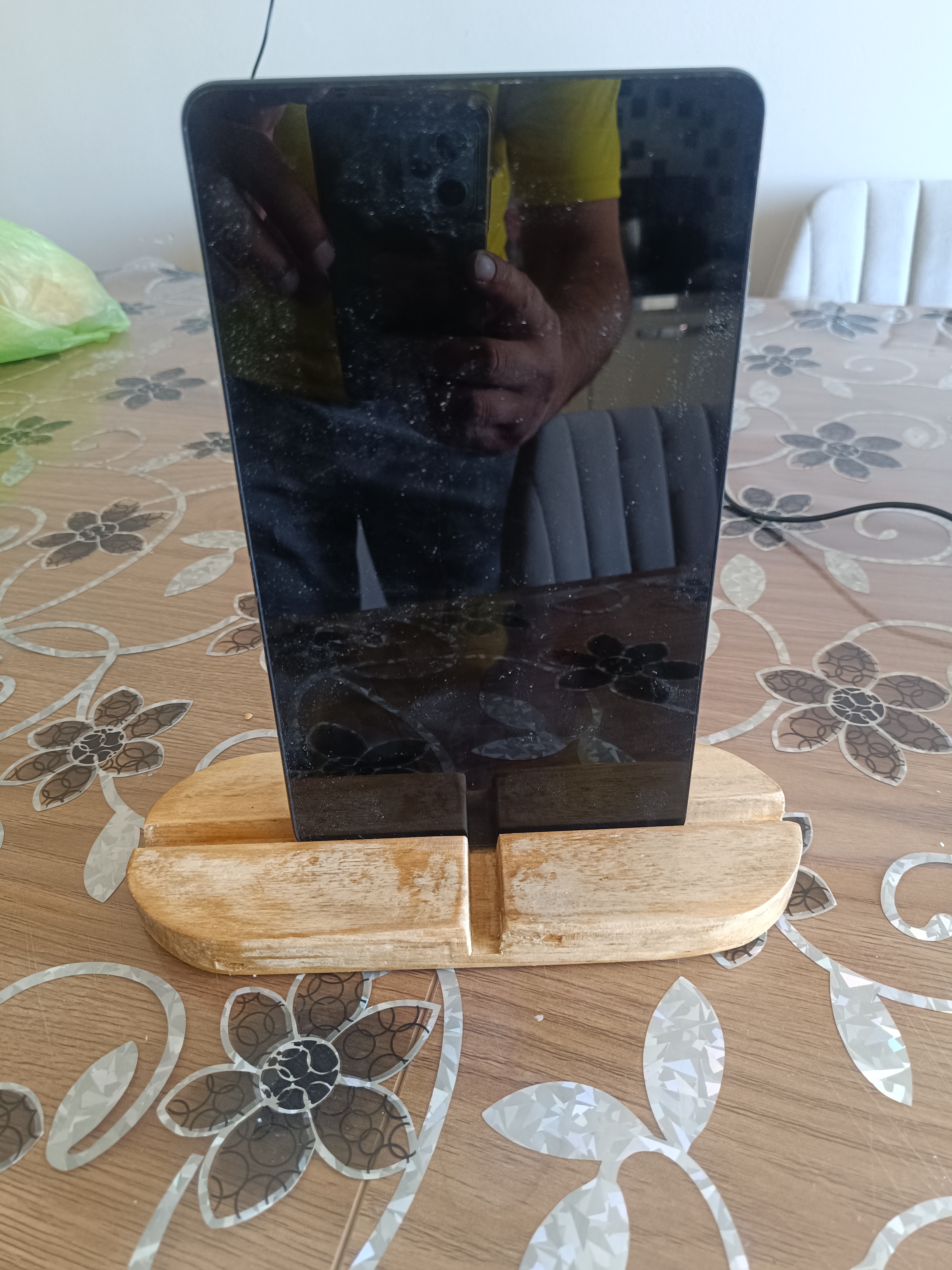 Ahşap Tablet & Telefon Tutu