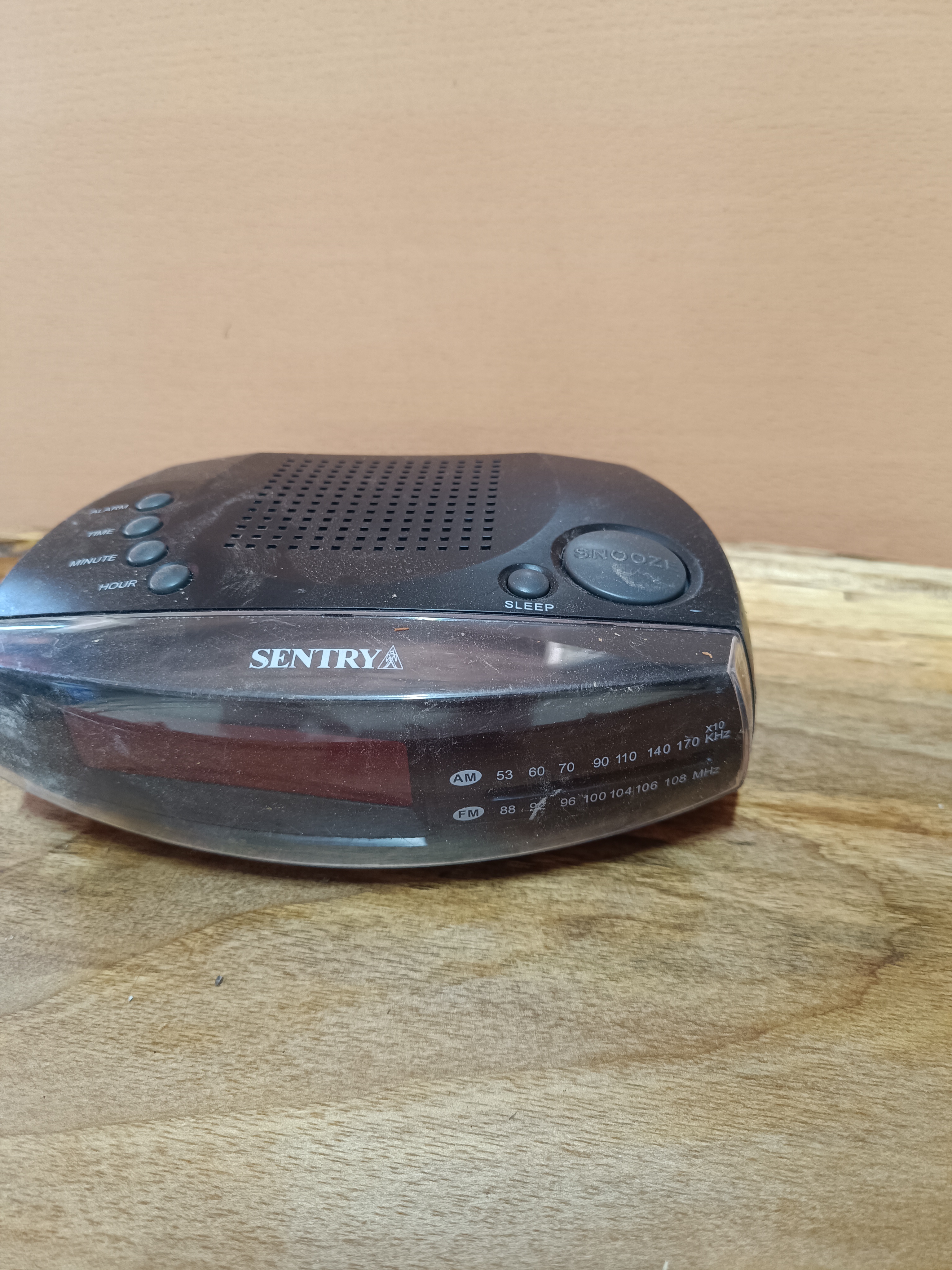 Sentry CR100 Kurmalı Dijital Saat