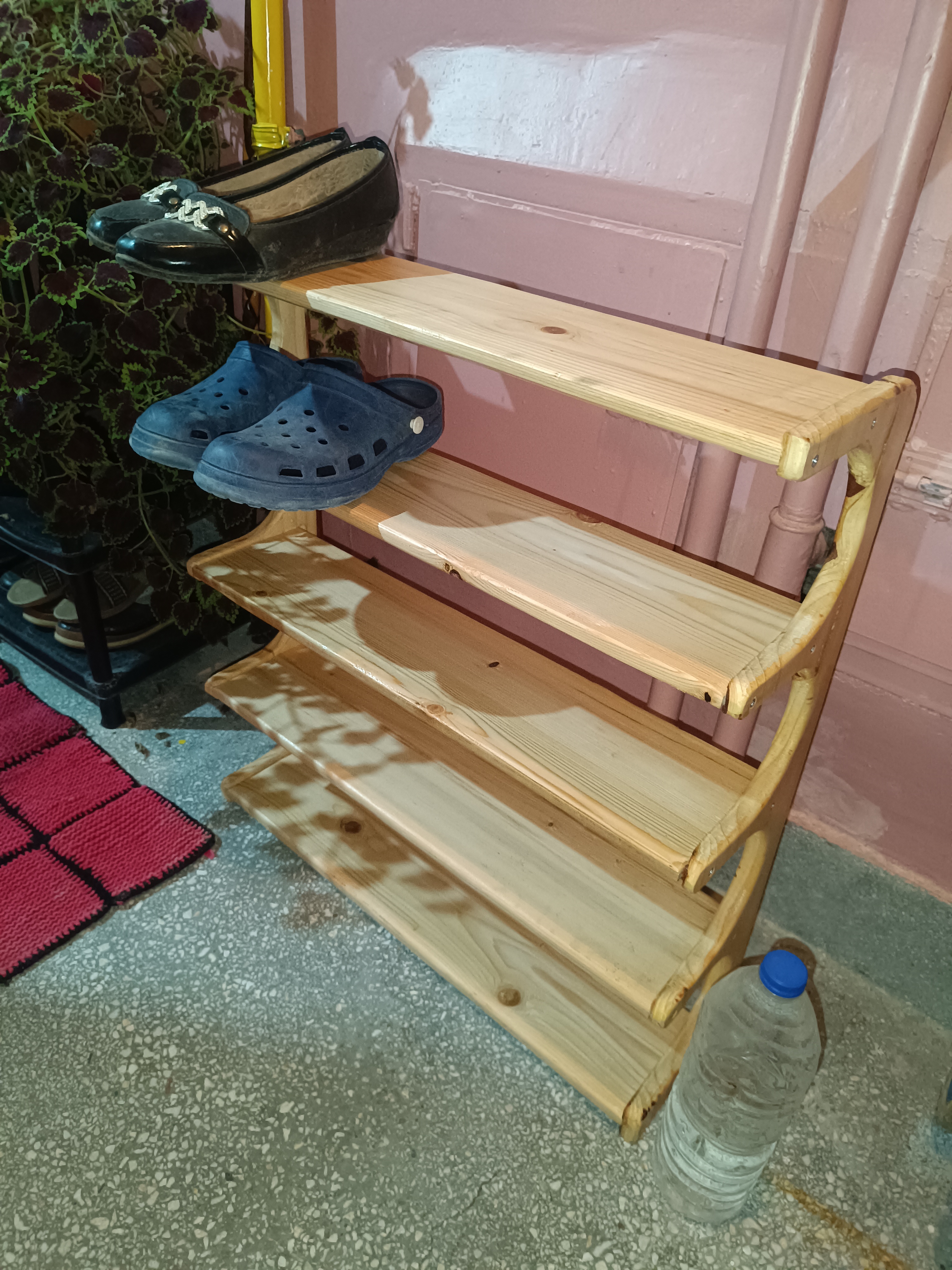 Ahşap Ayakkabılık