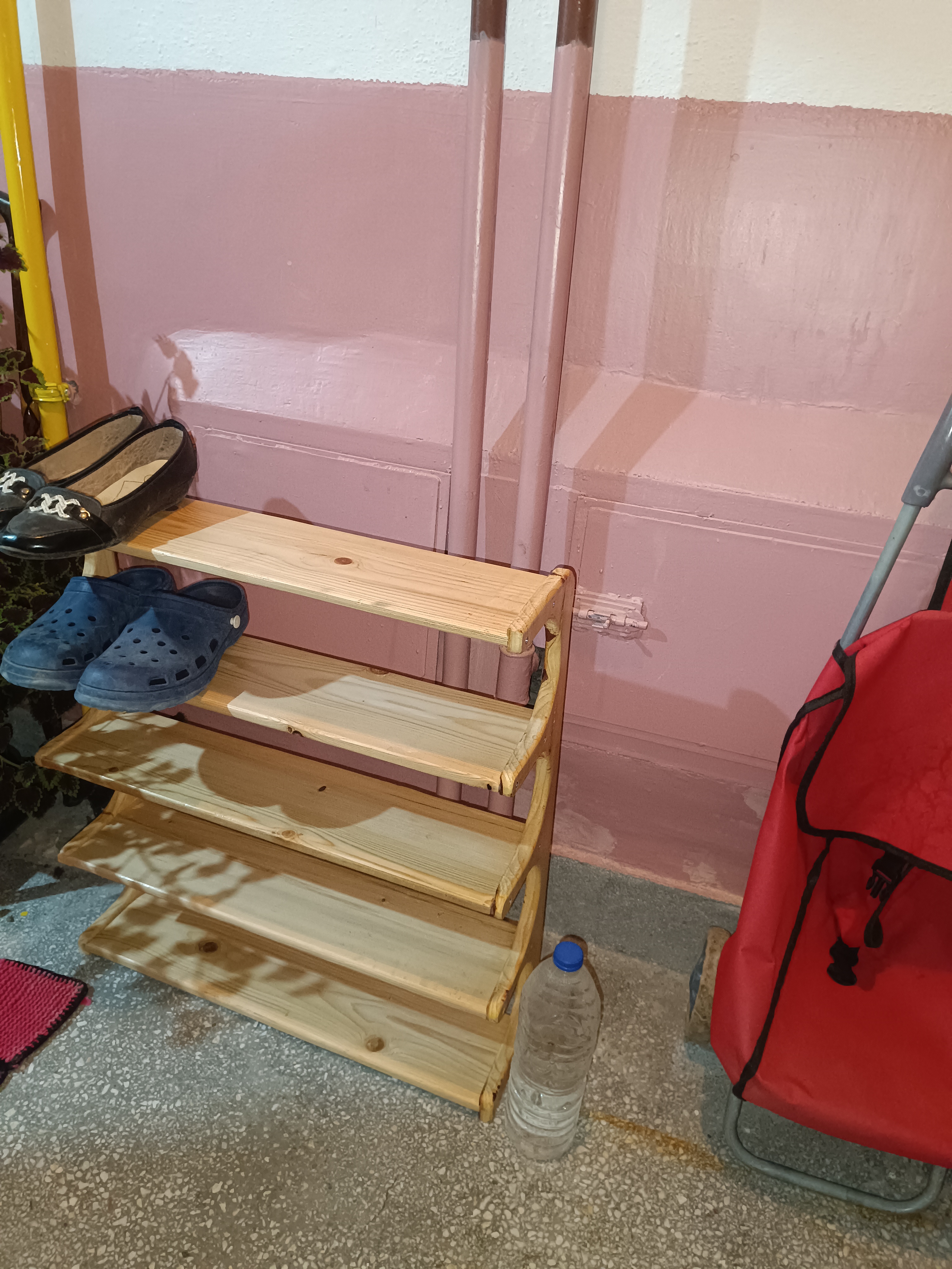 Ahşap Ayakkabılık