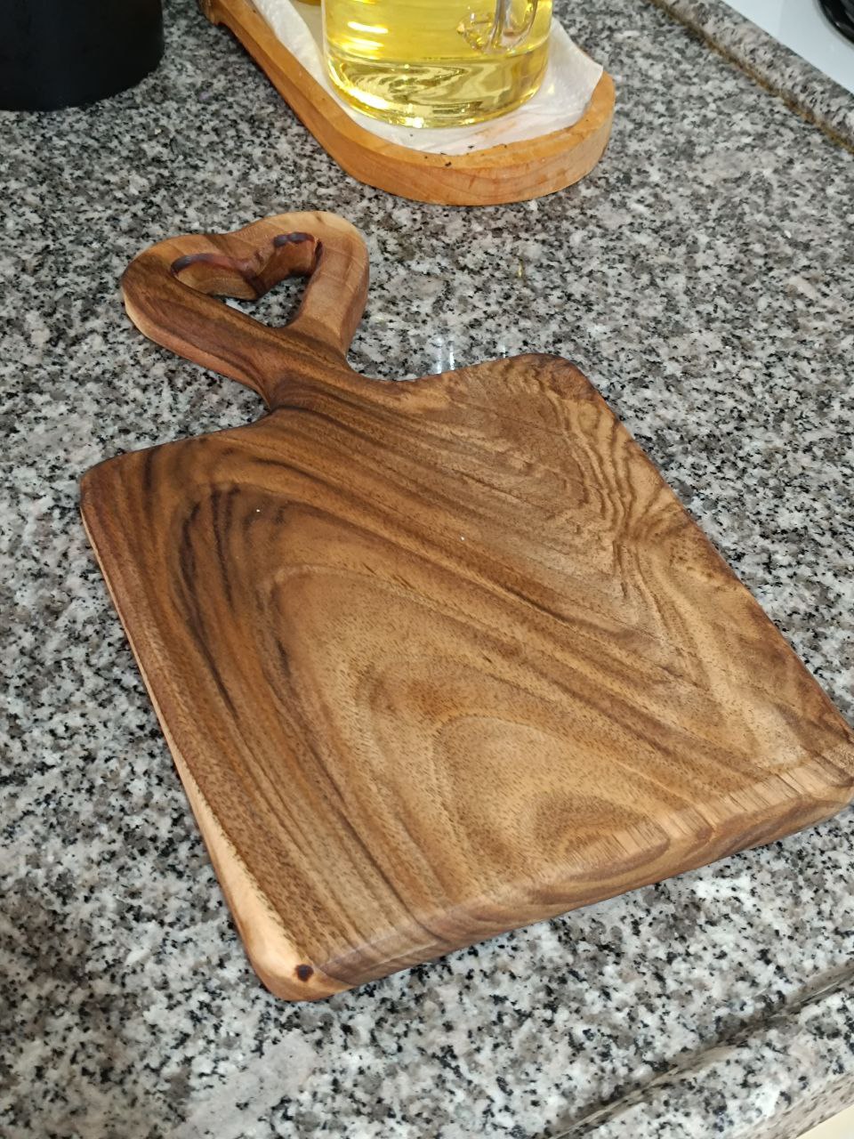 kalp  saplı kesme tahtasi